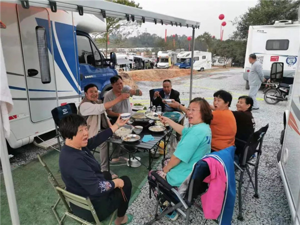 车友十一叔发贺电：每天都开心！南北门徒娱乐车友共度冬至佳节